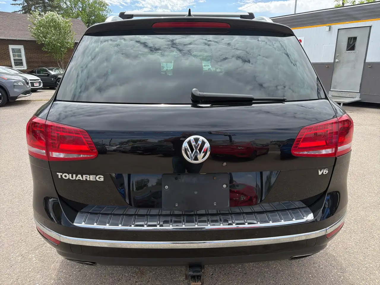 Volkswagen Touareg photo Volkswagen Touareg