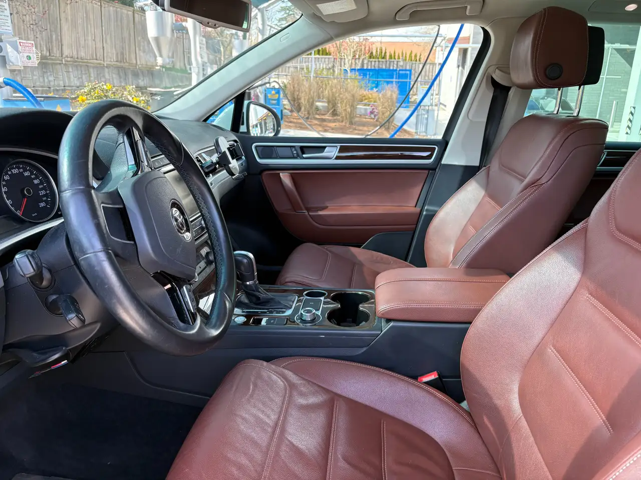 Volkswagen Touareg снимка Volkswagen Touareg