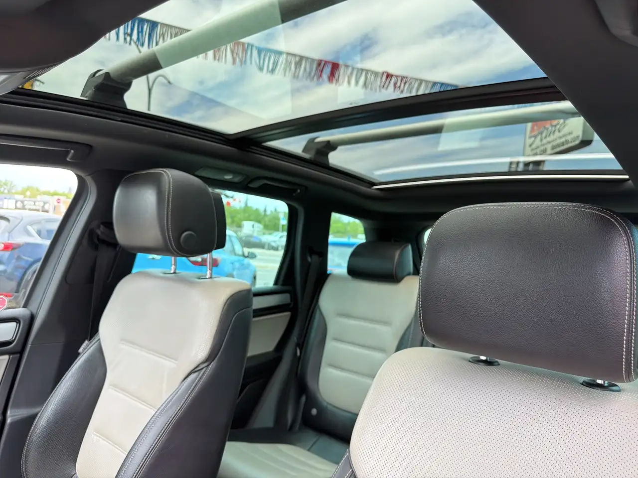 Volkswagen Touareg photo Volkswagen Touareg