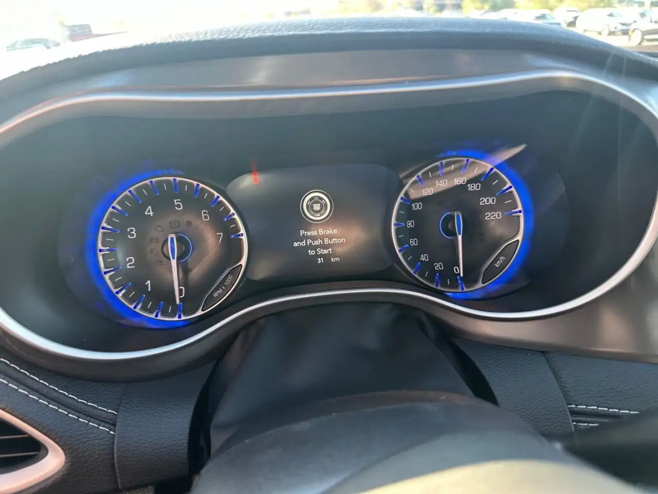Chrysler Pacifica снимка Chrysler Pacifica