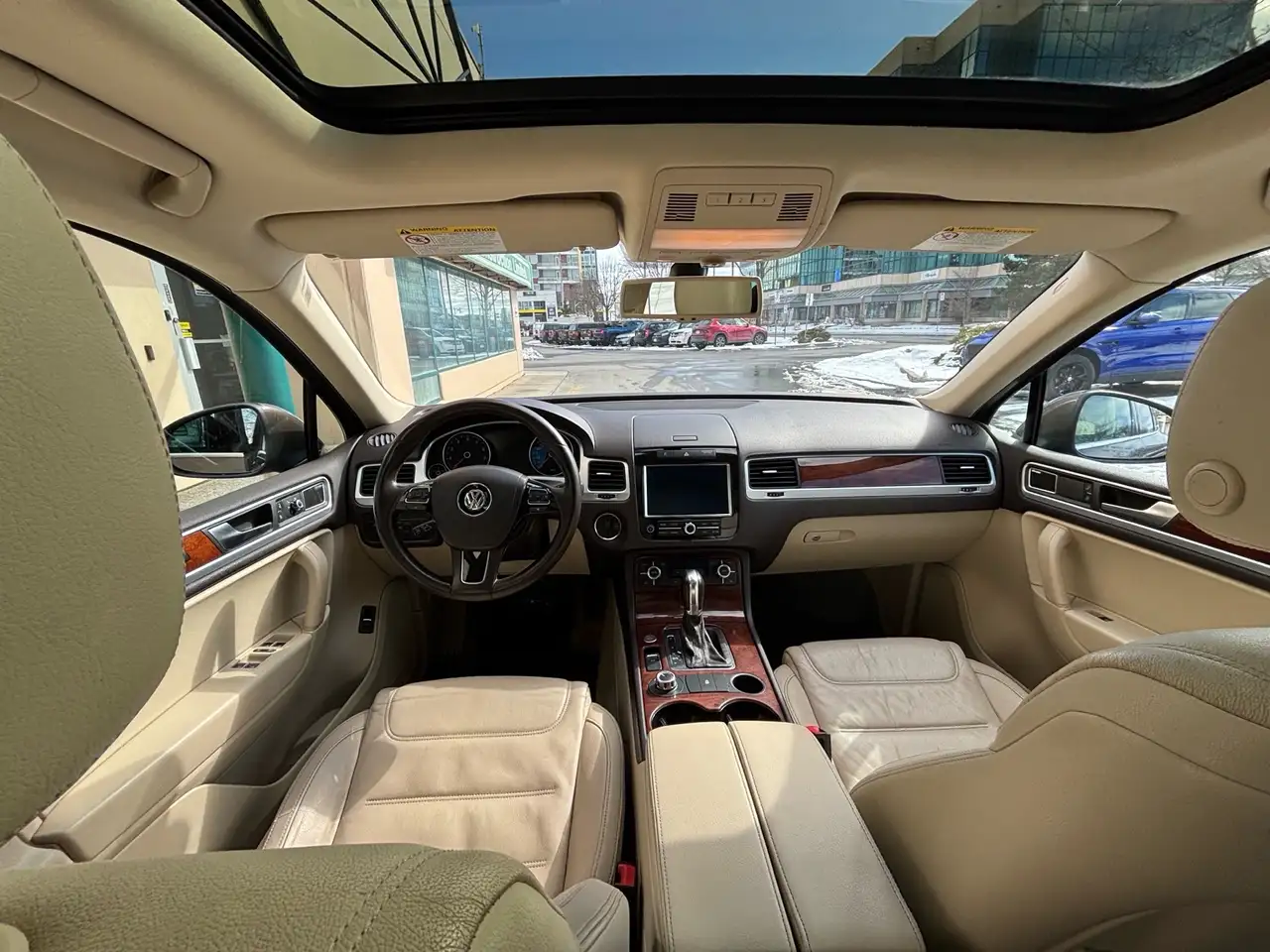 Volkswagen Touareg снимка Volkswagen Touareg