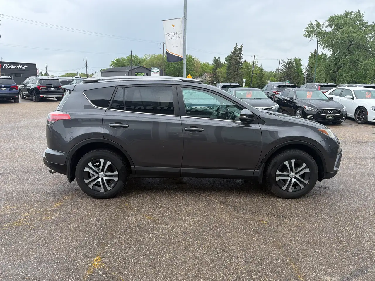Toyota RAV 4 снимка Toyota RAV 4