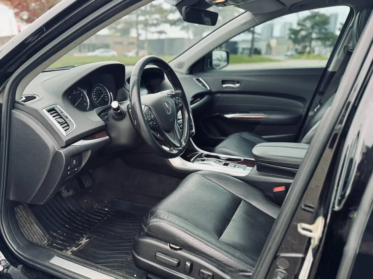 Acura TLX снимка Acura TLX