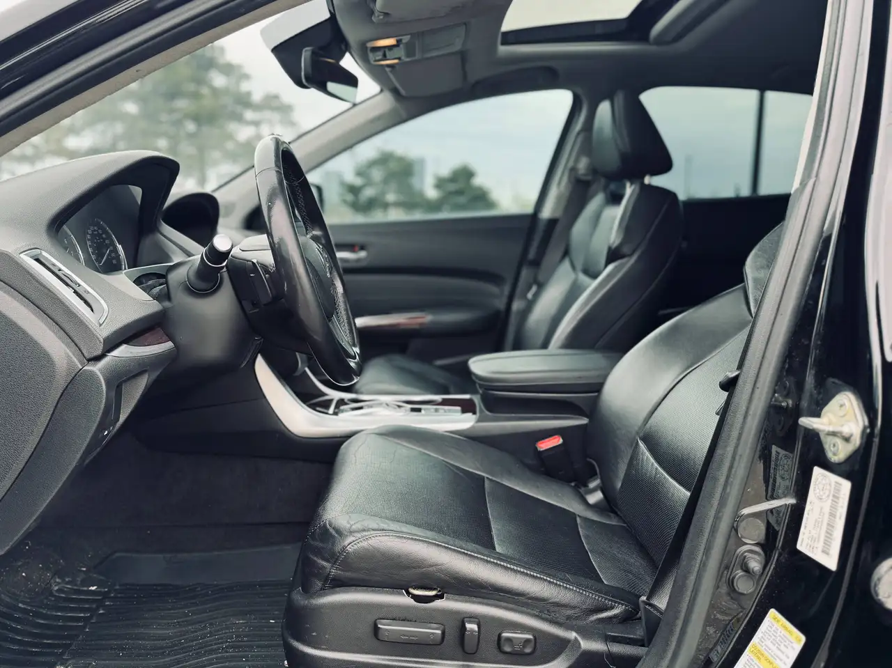 Acura TLX снимка Acura TLX