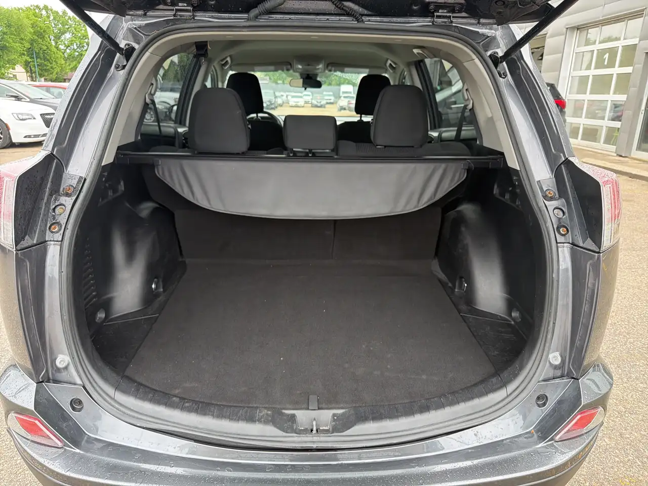 Toyota RAV 4 снимка Toyota RAV 4