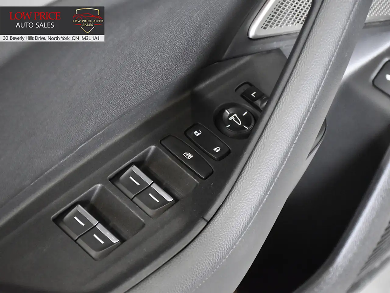 Acura TLX снимка Acura TLX