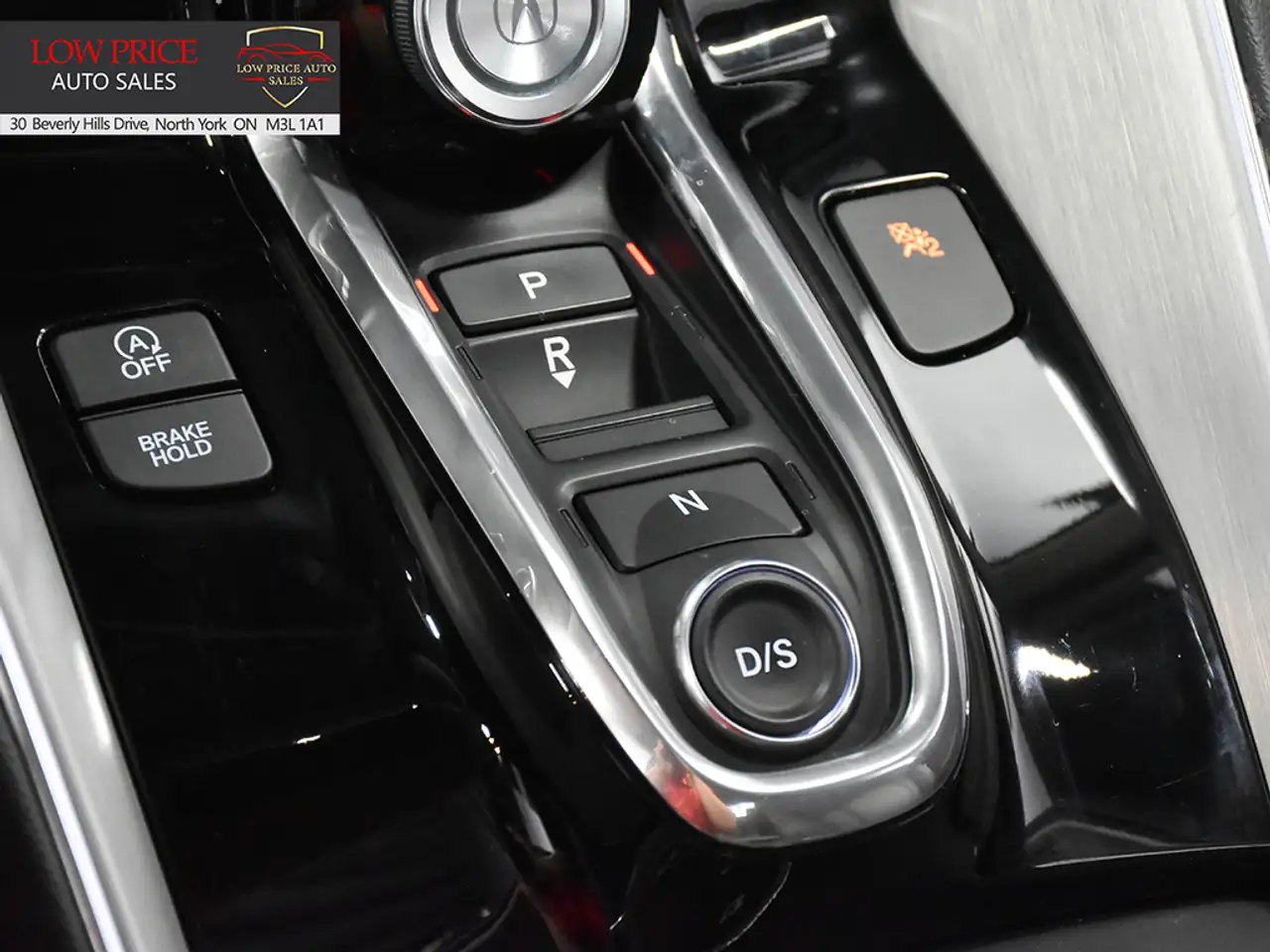 Acura TLX снимка Acura TLX
