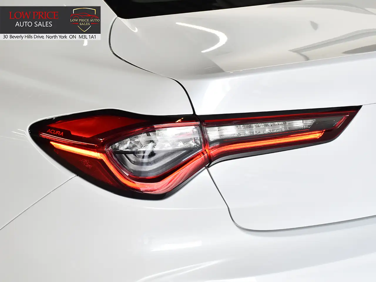 Acura TLX снимка Acura TLX