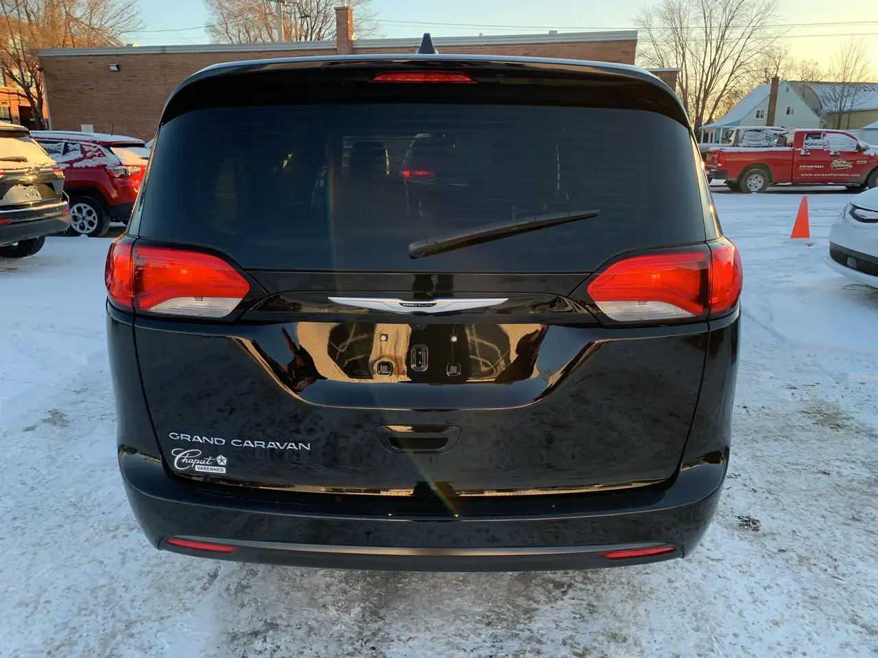 Chrysler Grand Caravan photo Chrysler Grand Caravan