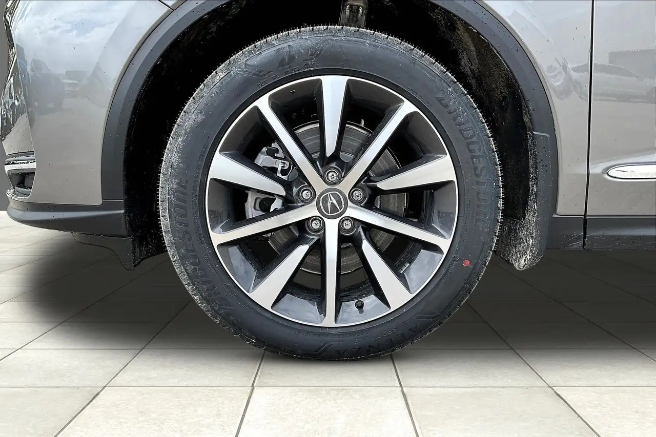 Acura MDX снимка Acura MDX