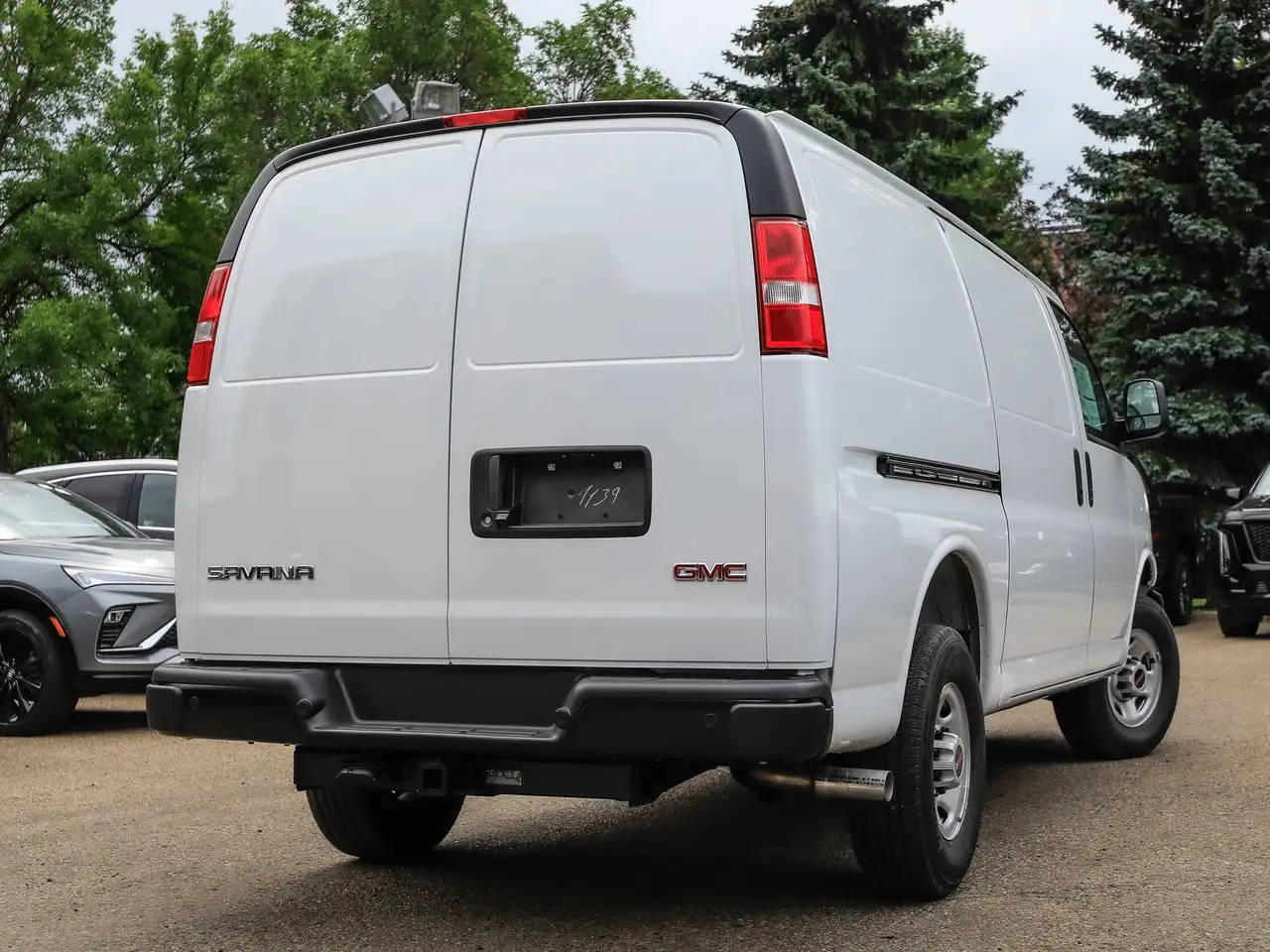 GMC Savana fotografie GMC Savana