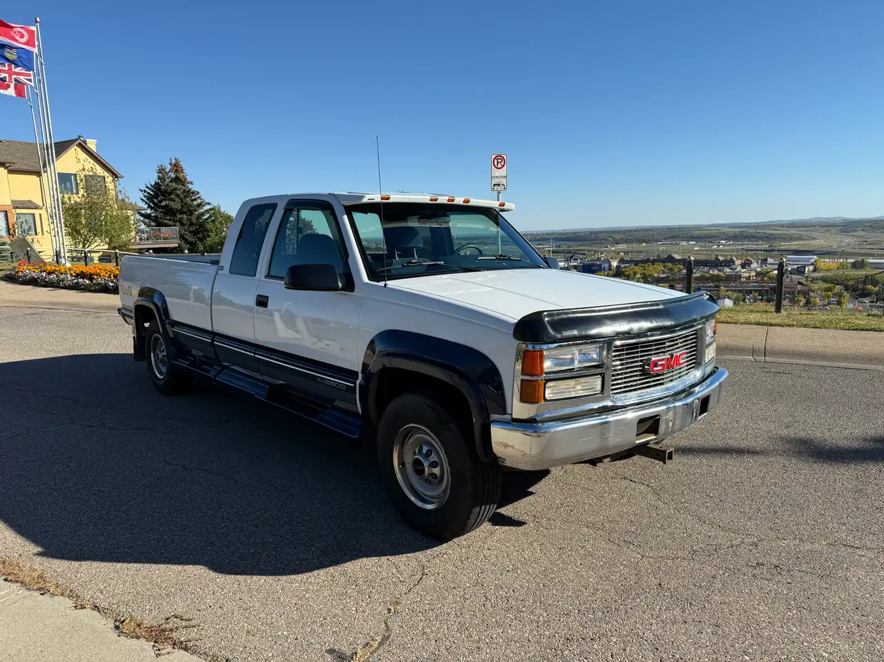 GMC Sierra 2500 снимка GMC Sierra 2500