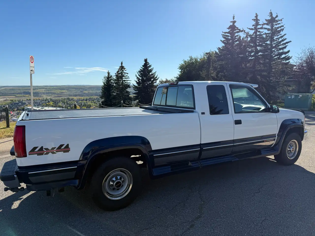 GMC Sierra 2500 снимка GMC Sierra 2500