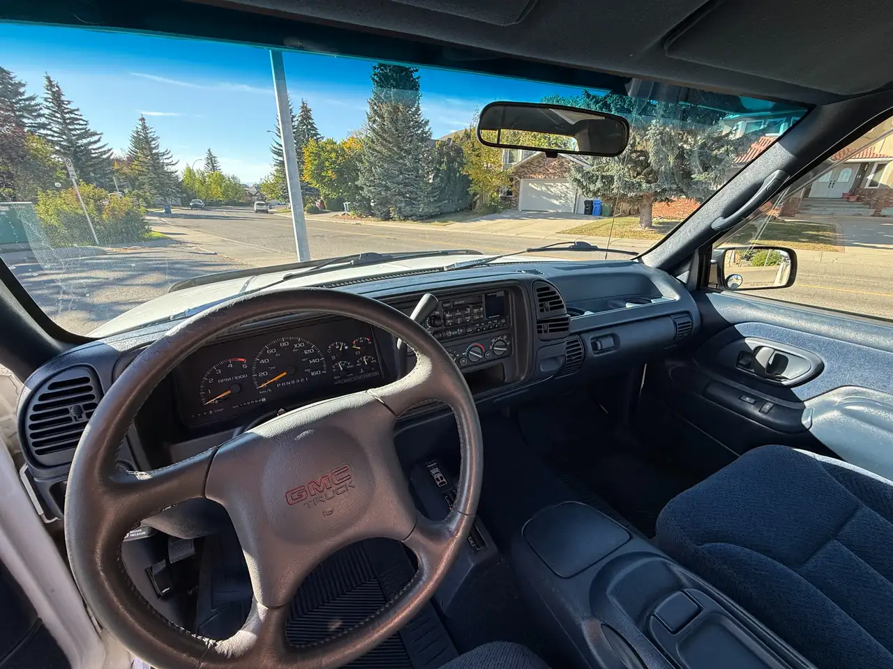 GMC Sierra 2500 снимка GMC Sierra 2500
