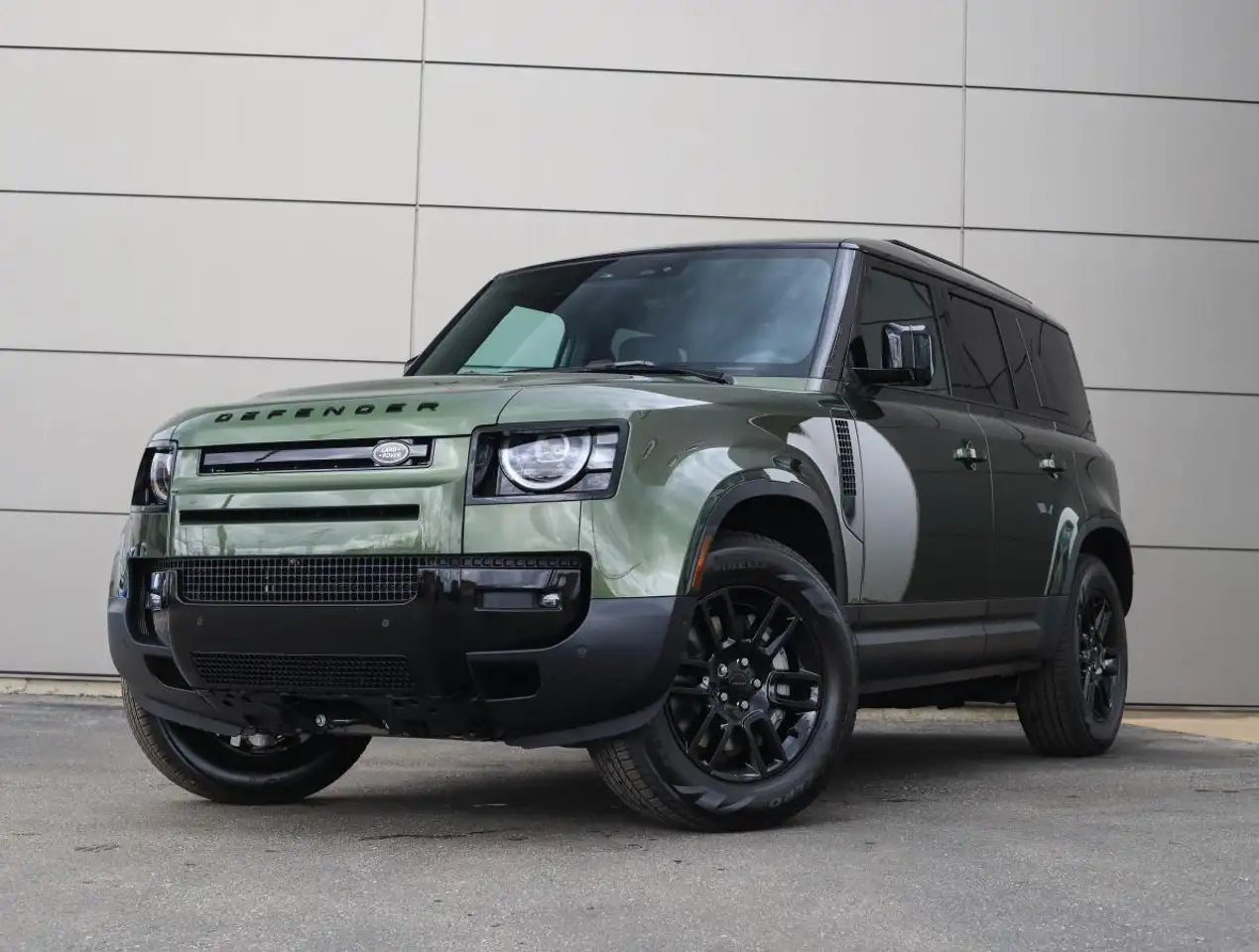 Land Rover Defender снимка Land Rover Defender