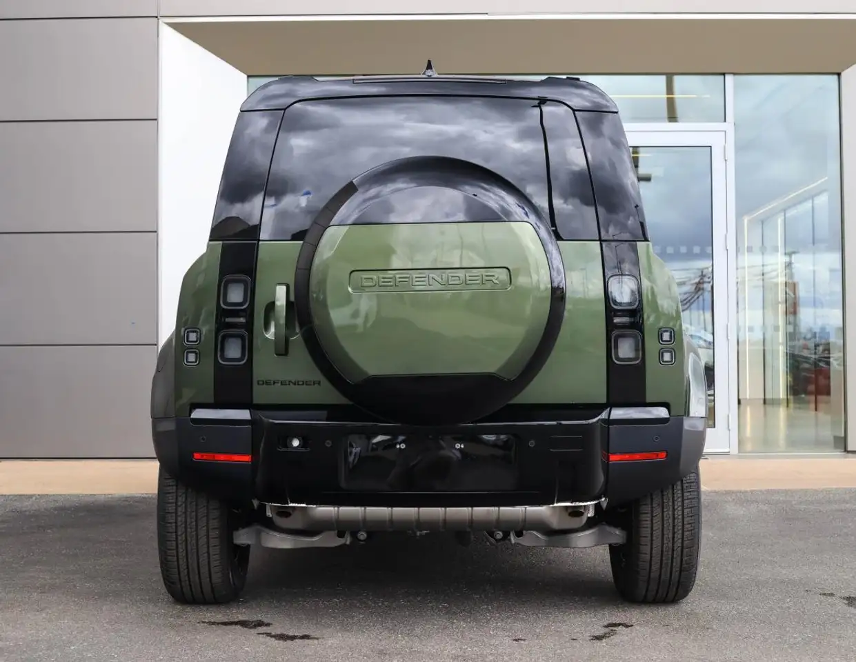 Land Rover Defender снимка Land Rover Defender