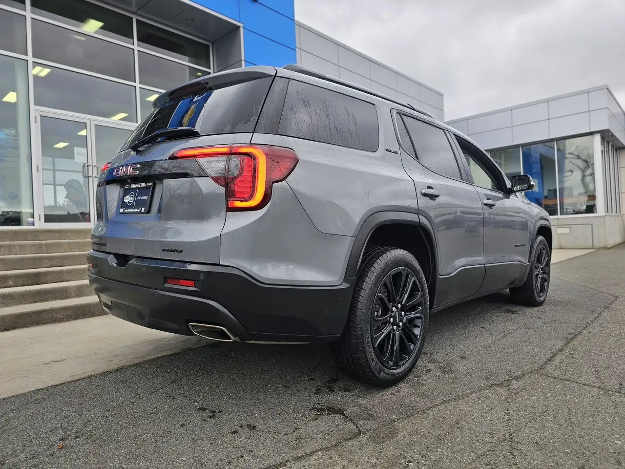 GMC Acadia photo GMC Acadia