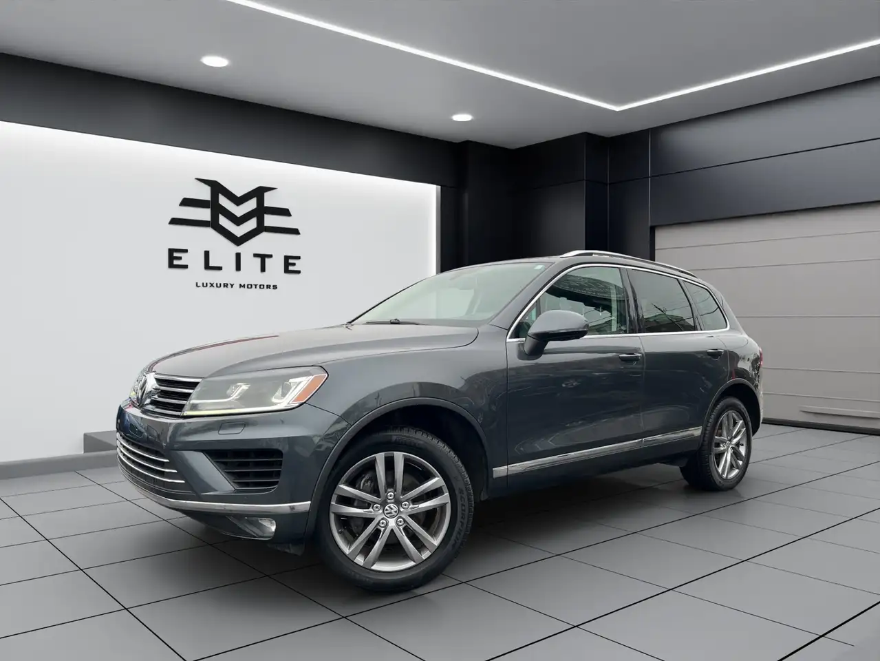 Volkswagen Touareg снимка Volkswagen Touareg