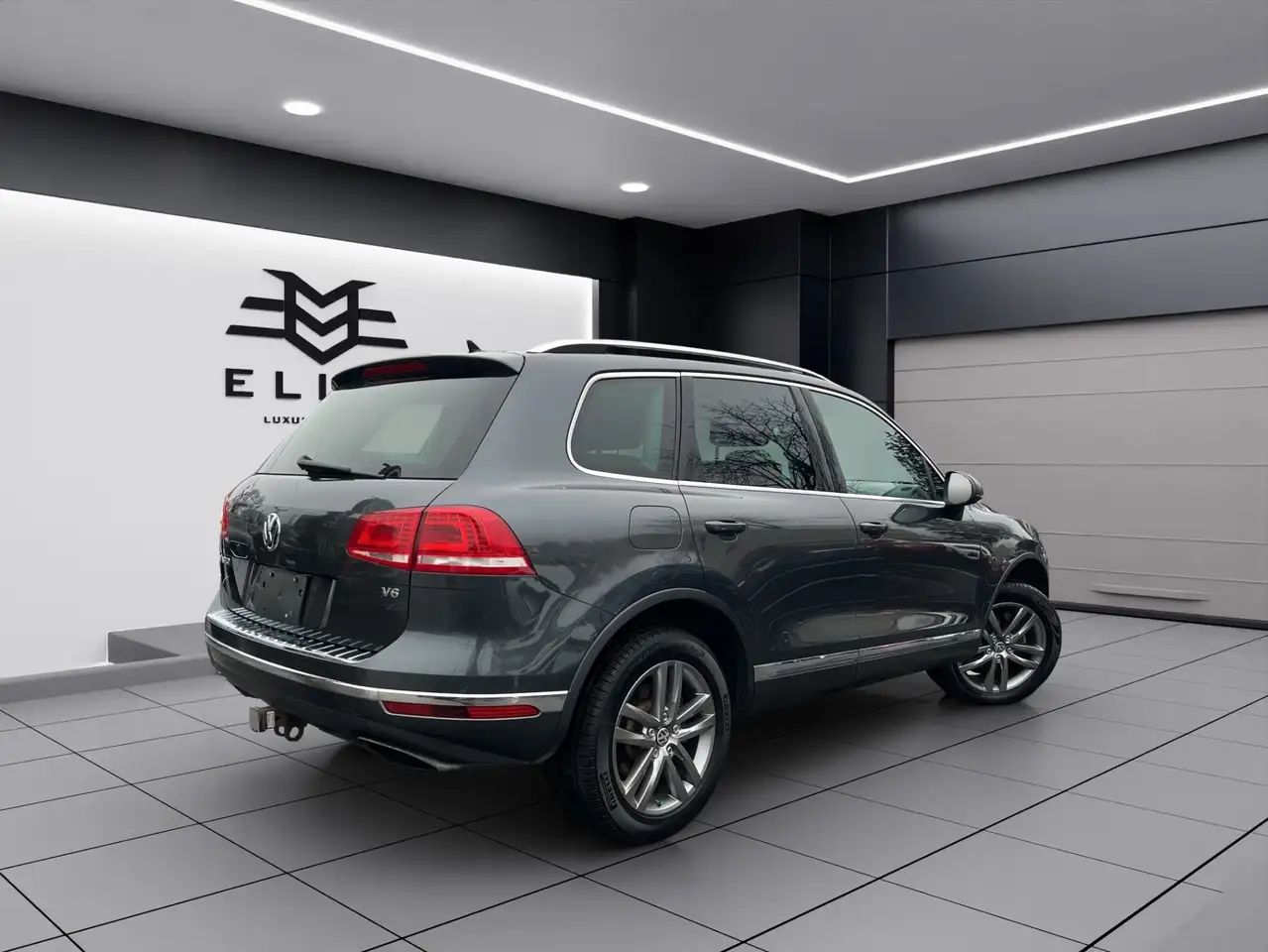 Volkswagen Touareg снимка Volkswagen Touareg