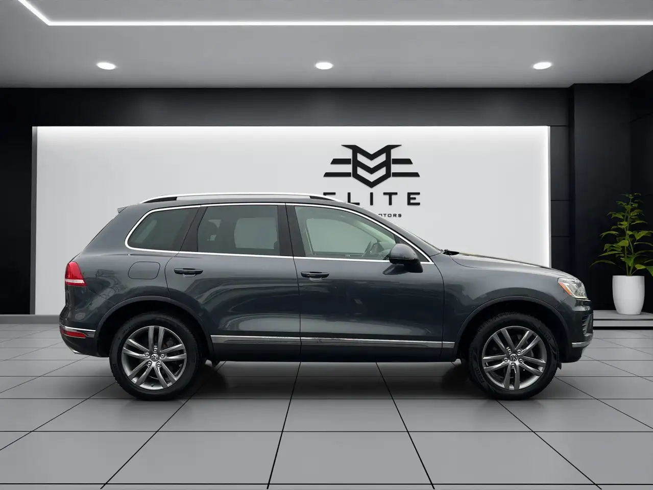 Volkswagen Touareg снимка Volkswagen Touareg