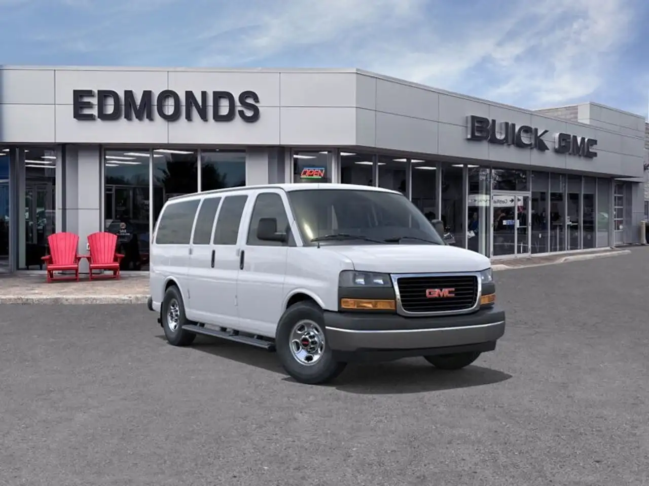 GMC Savana снимка GMC Savana