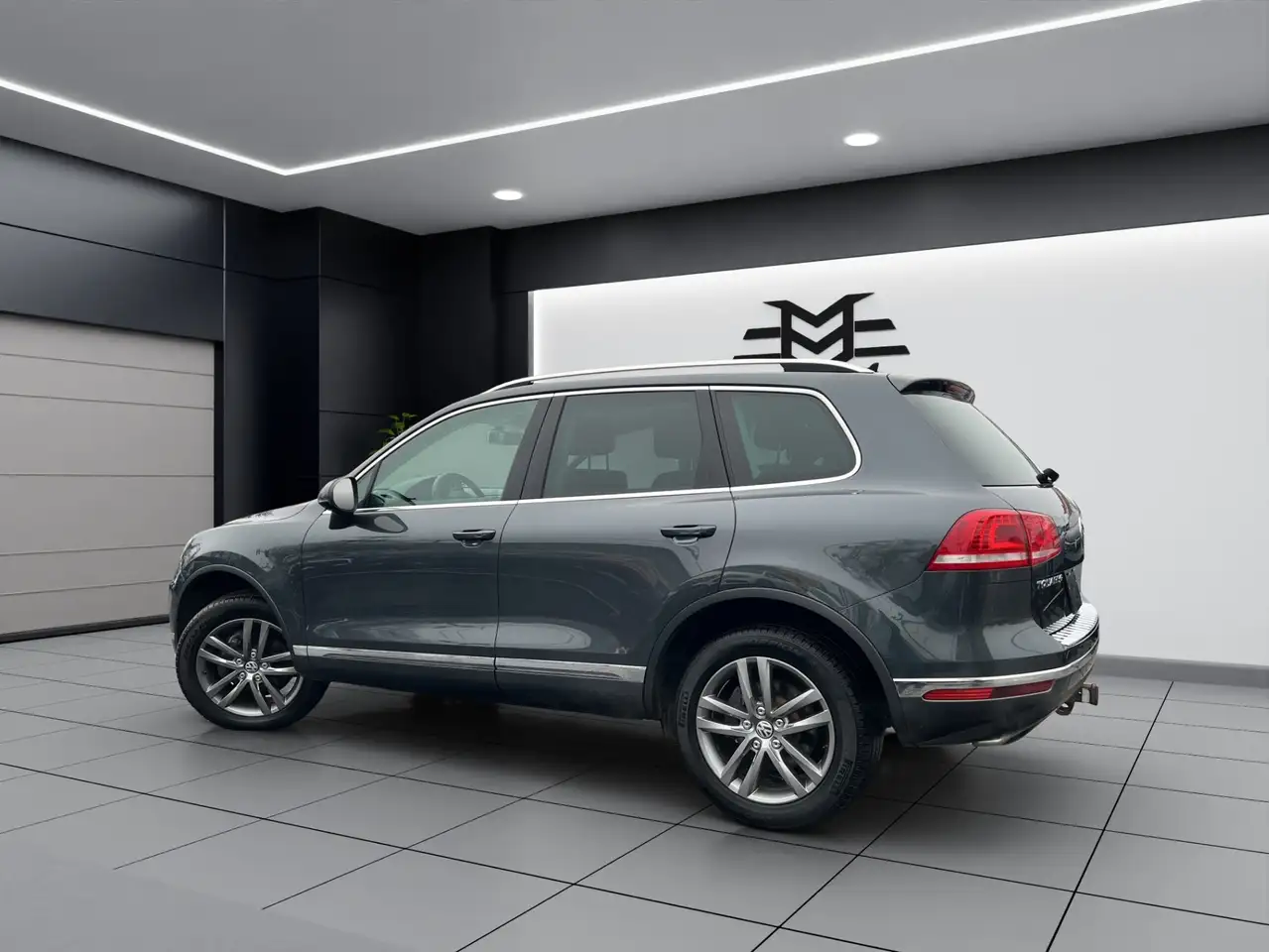Volkswagen Touareg снимка Volkswagen Touareg