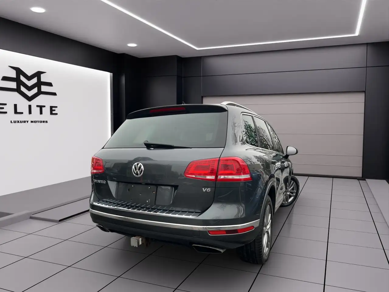Volkswagen Touareg снимка Volkswagen Touareg