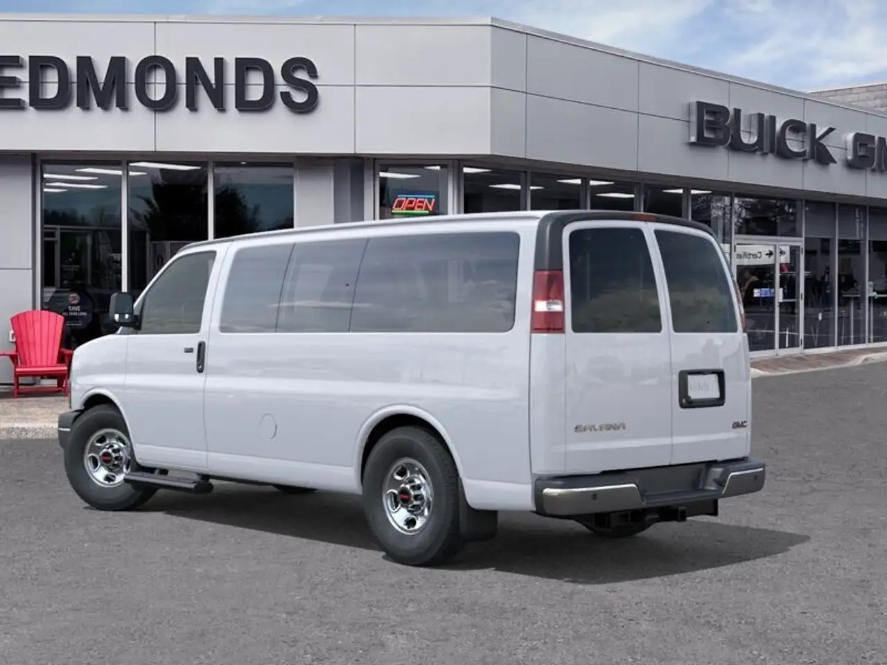 GMC Savana снимка GMC Savana