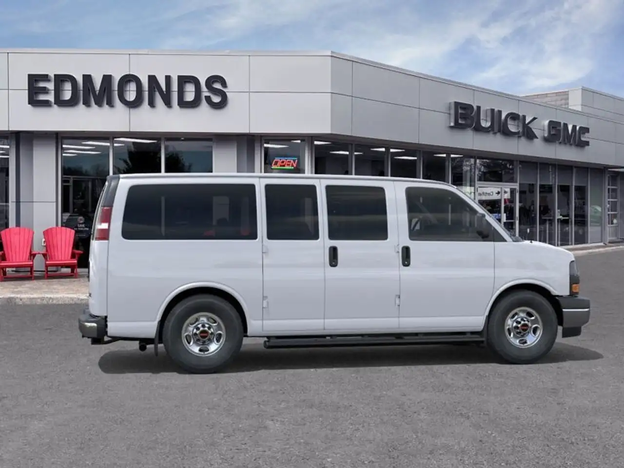 GMC Savana снимка GMC Savana