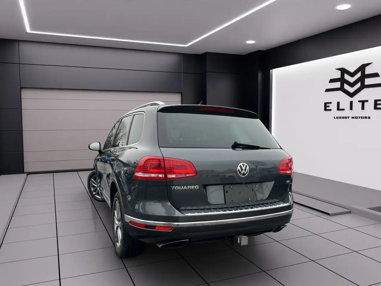 Volkswagen Touareg снимка Volkswagen Touareg