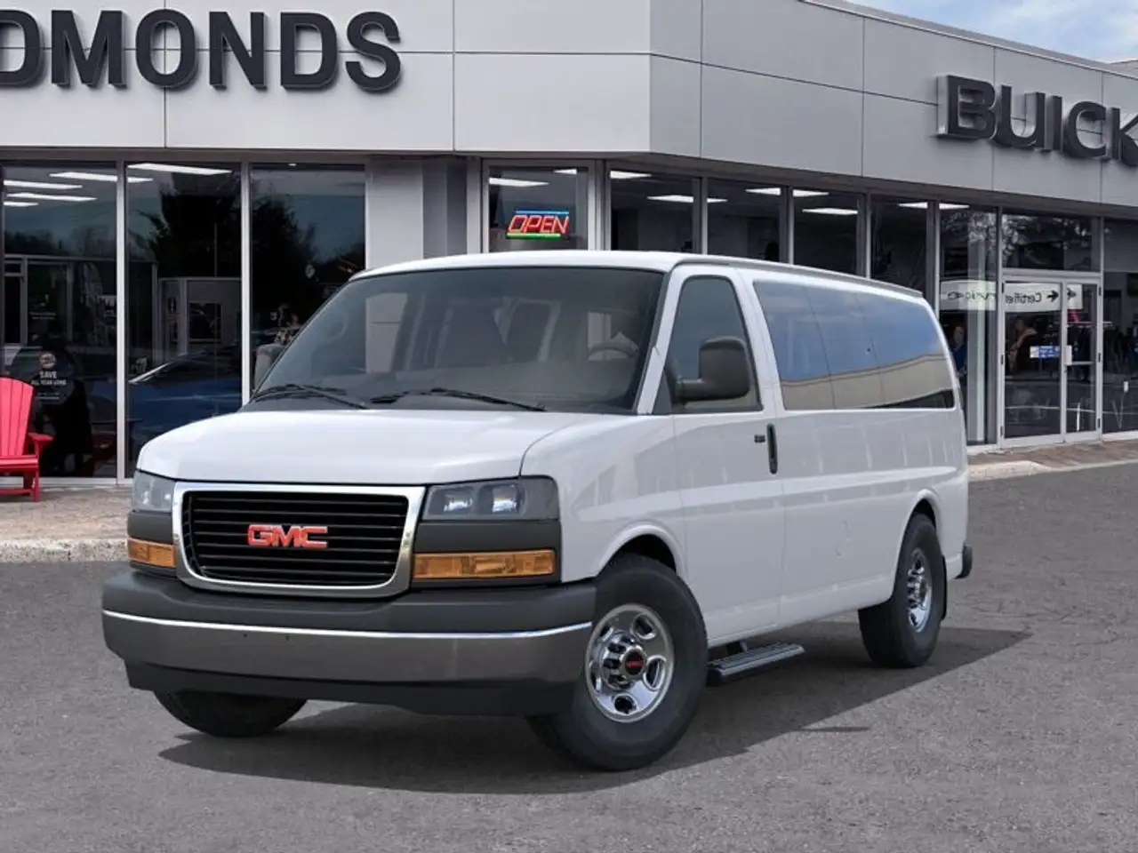 GMC Savana снимка GMC Savana
