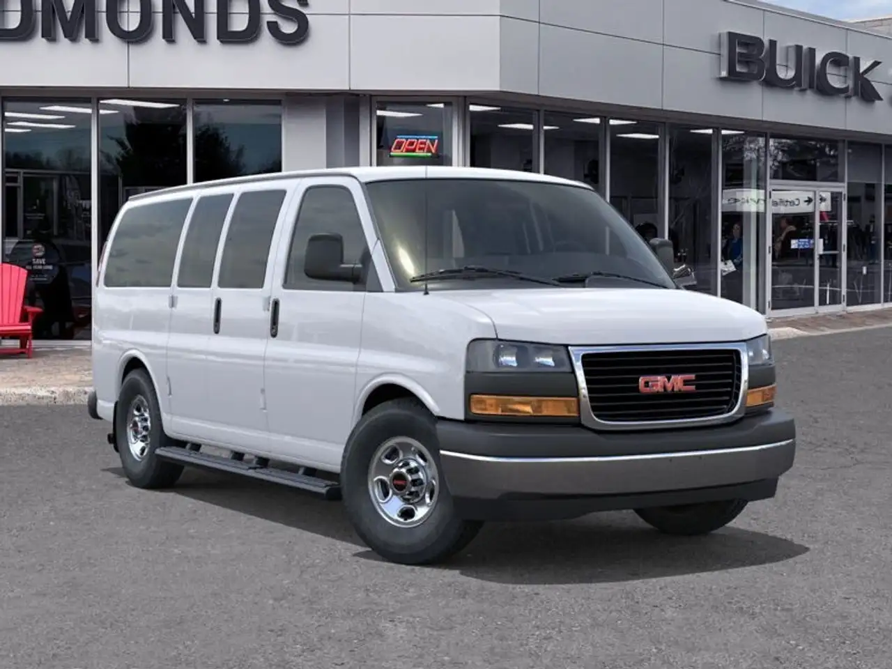 GMC Savana снимка GMC Savana