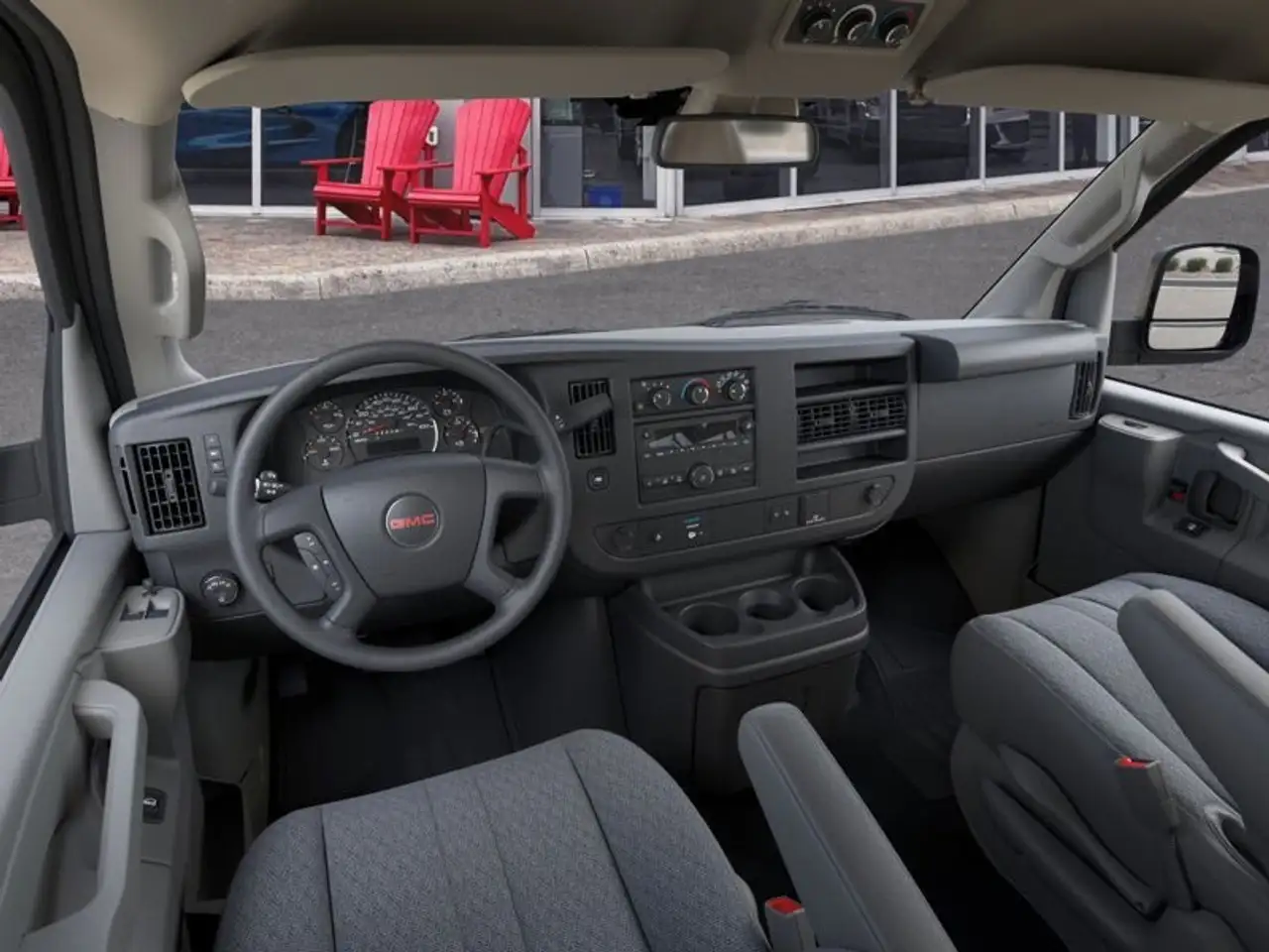 GMC Savana снимка GMC Savana