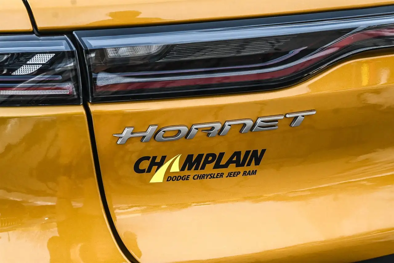 Dodge Hornet снимка Dodge Hornet
