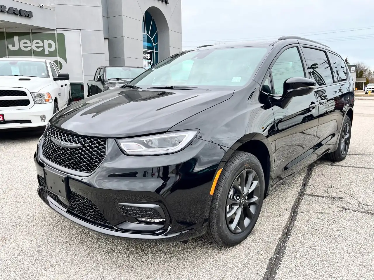 2026 Chrysler Pacifica