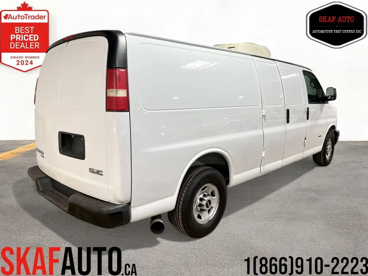 GMC Savana снимка GMC Savana