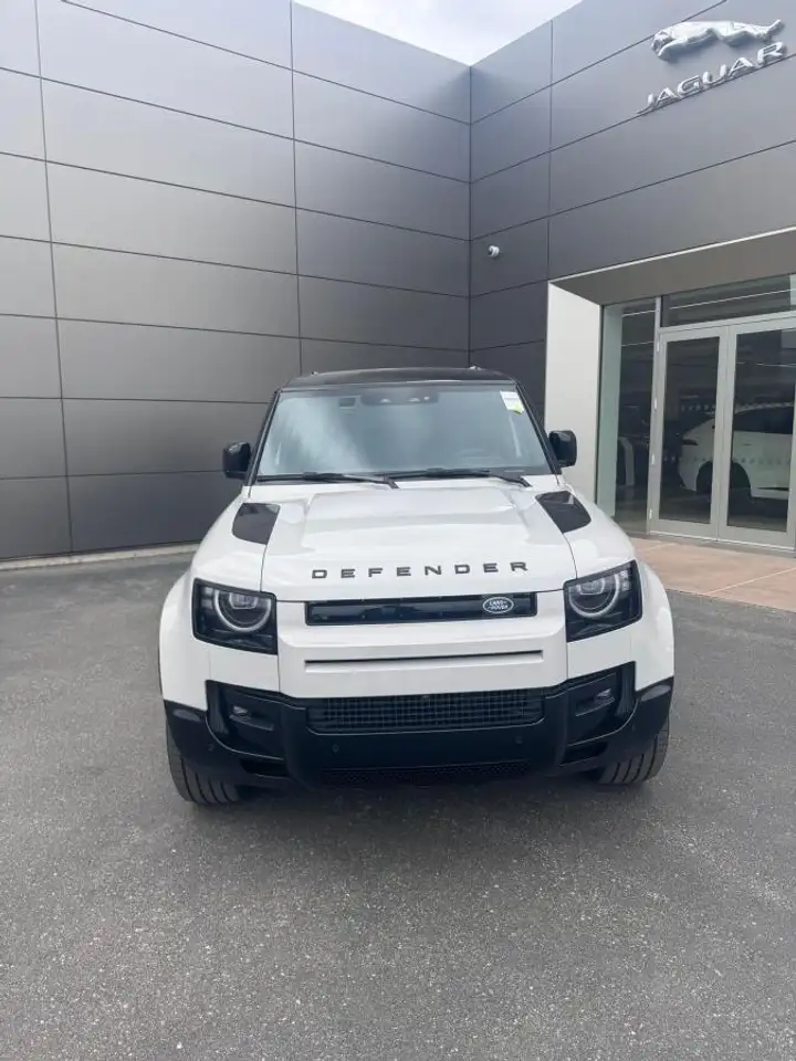 Land Rover Defender снимка Land Rover Defender