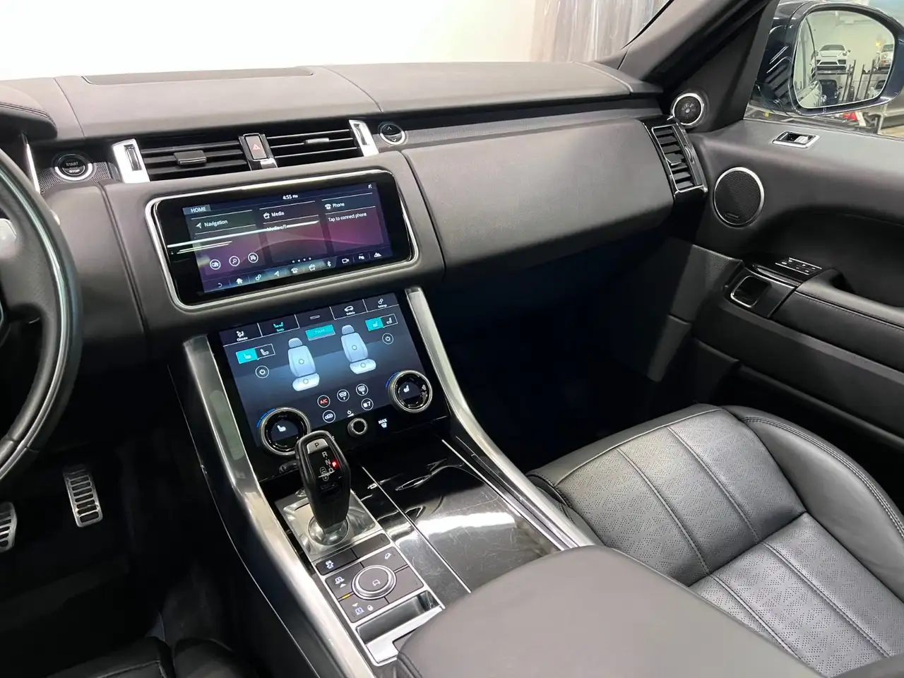Land Rover Range Rover Sport снимка Land Rover Range Rover Sport