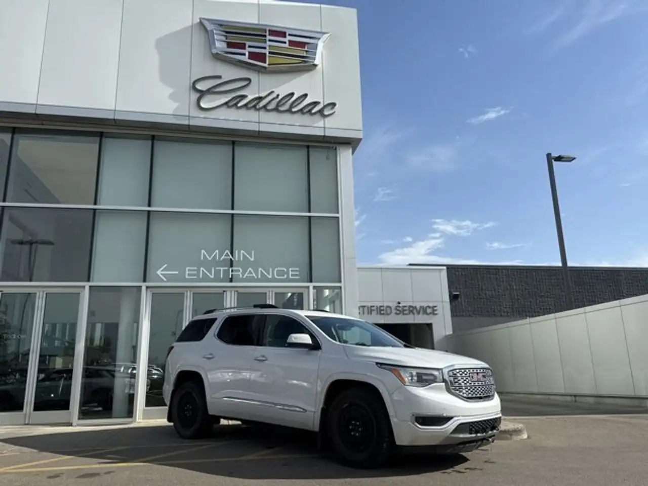 GMC Acadia photo GMC Acadia