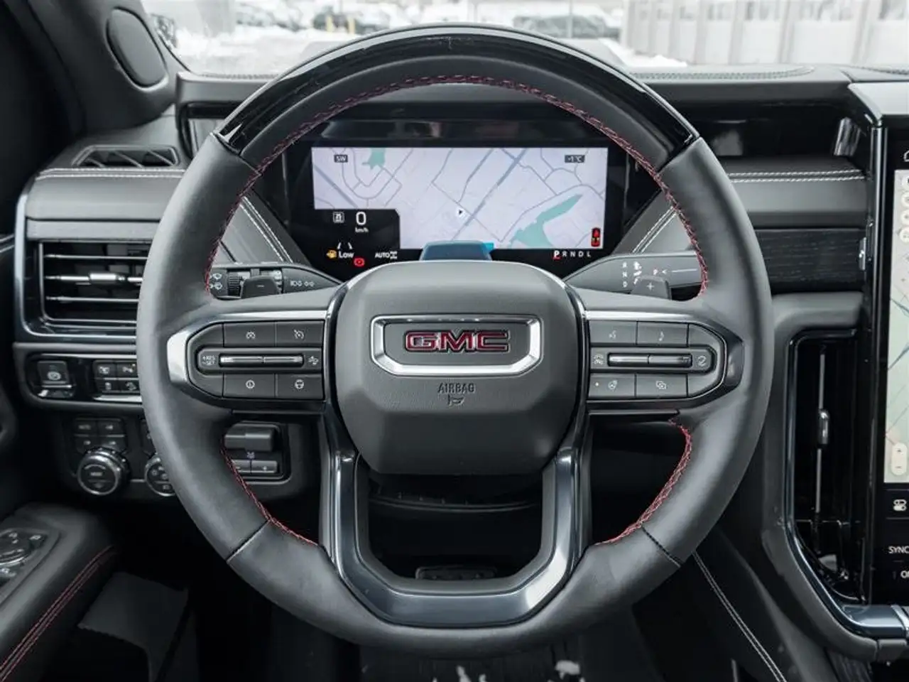 GMC Yukon снимка GMC Yukon