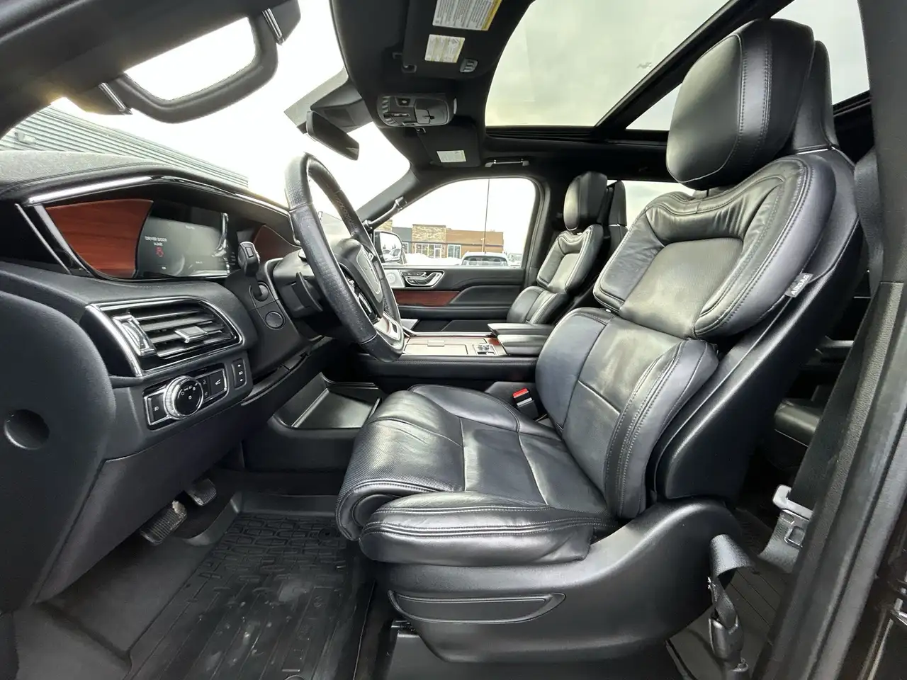 Lincoln Navigator снимка Lincoln Navigator