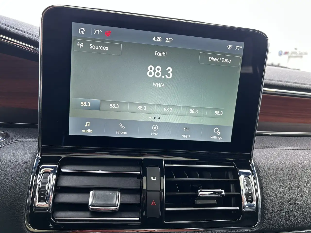 Lincoln Navigator снимка Lincoln Navigator