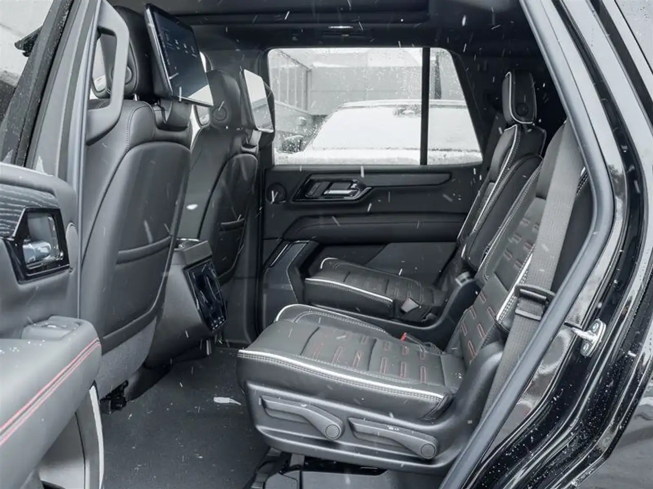 GMC Yukon снимка GMC Yukon