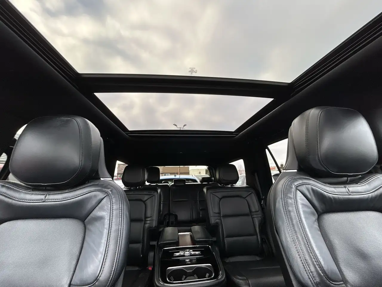 Lincoln Navigator снимка Lincoln Navigator
