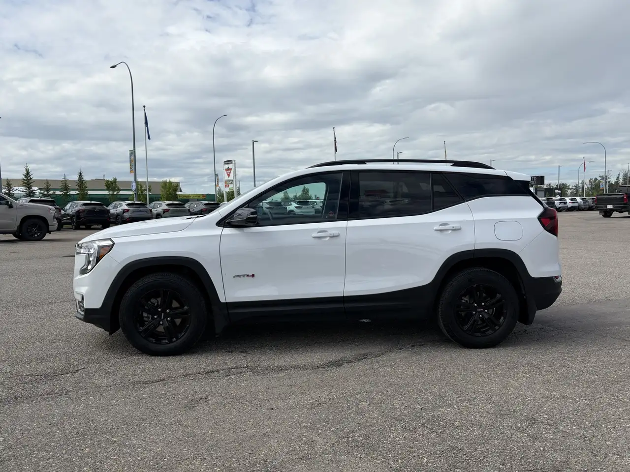 GMC Terrain photo GMC Terrain