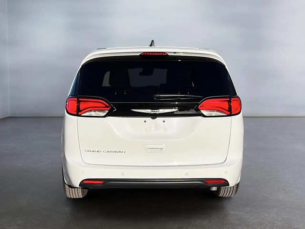 Chrysler Grand Caravan снимка Chrysler Grand Caravan