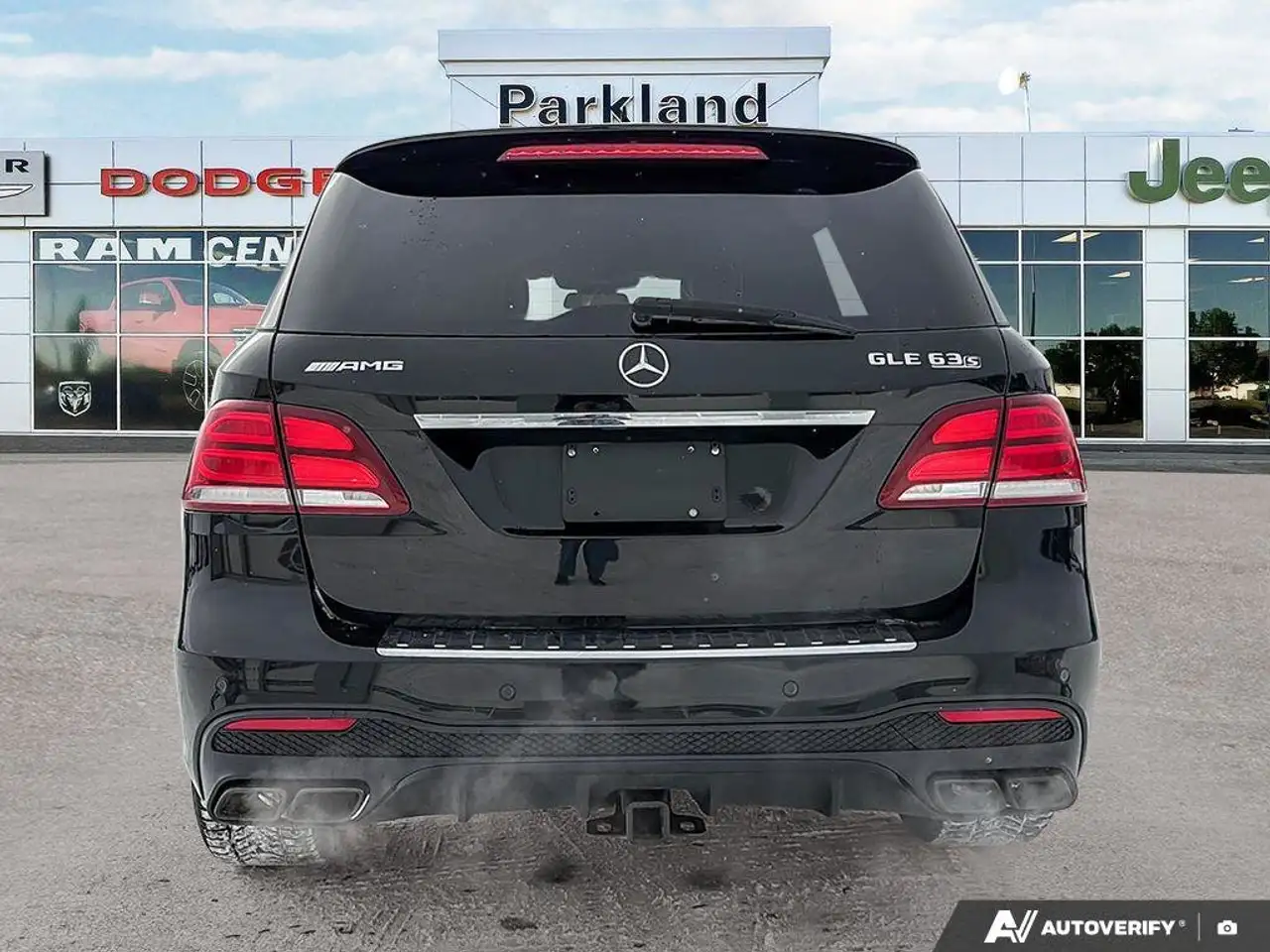 Mercedes-Benz GLE снимка Mercedes-Benz GLE