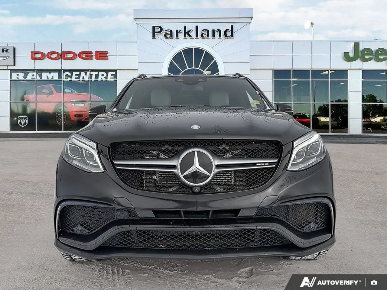 Mercedes-Benz GLE снимка Mercedes-Benz GLE