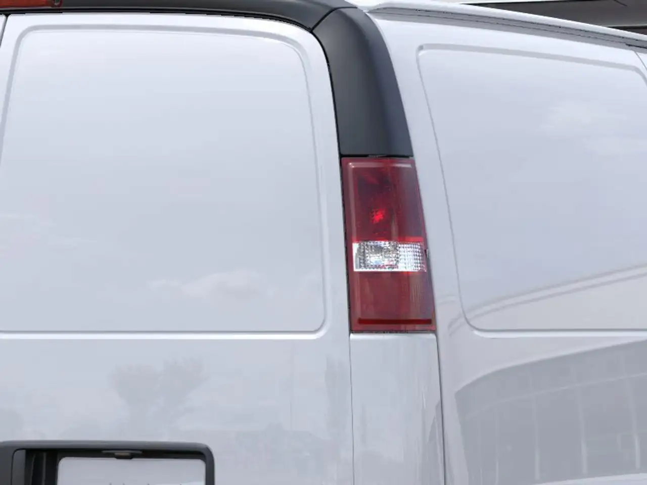 GMC Savana photo GMC Savana