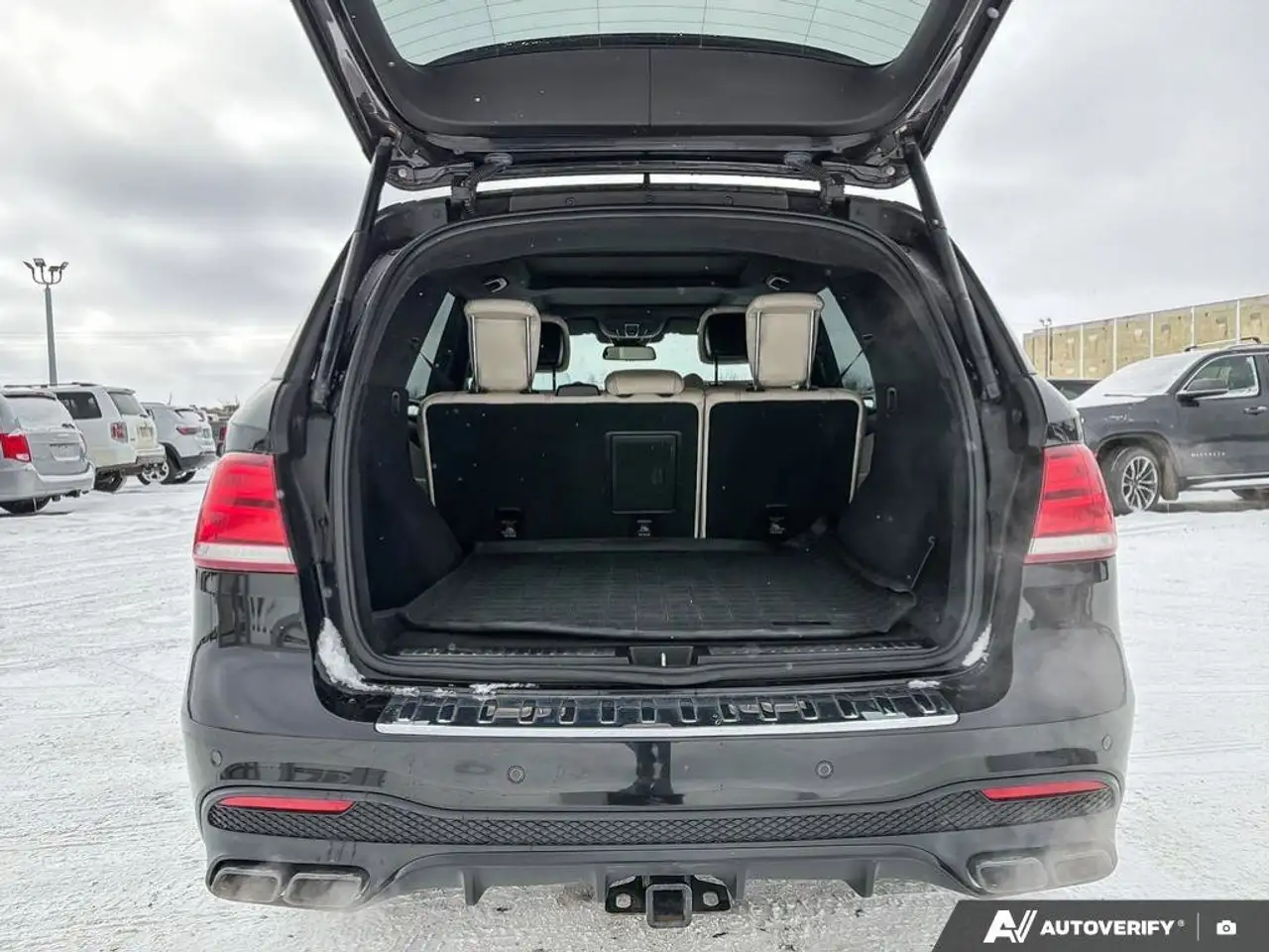 Mercedes-Benz GLE снимка Mercedes-Benz GLE